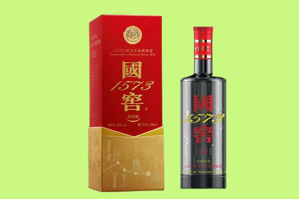 西宁城中区回收国窖1573.jpg